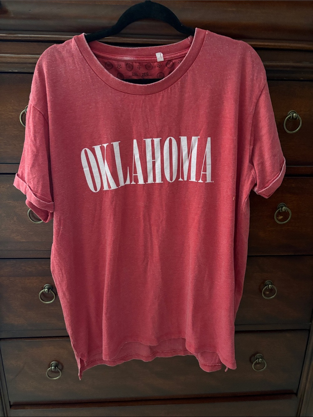 University of Oklahoma Graphic Tee in Washed Red